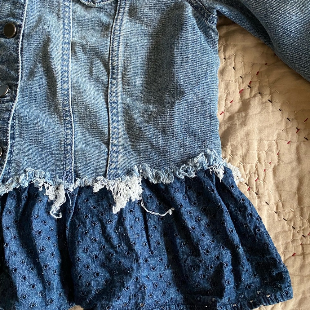 Adorable Denim Jacket with Frayed Hem - Picture 2 of 9